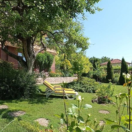 Villa Prolet General-Kantardzhievo Exterior foto